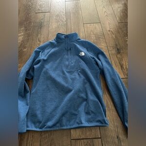 Men’s The North face Pullover size small